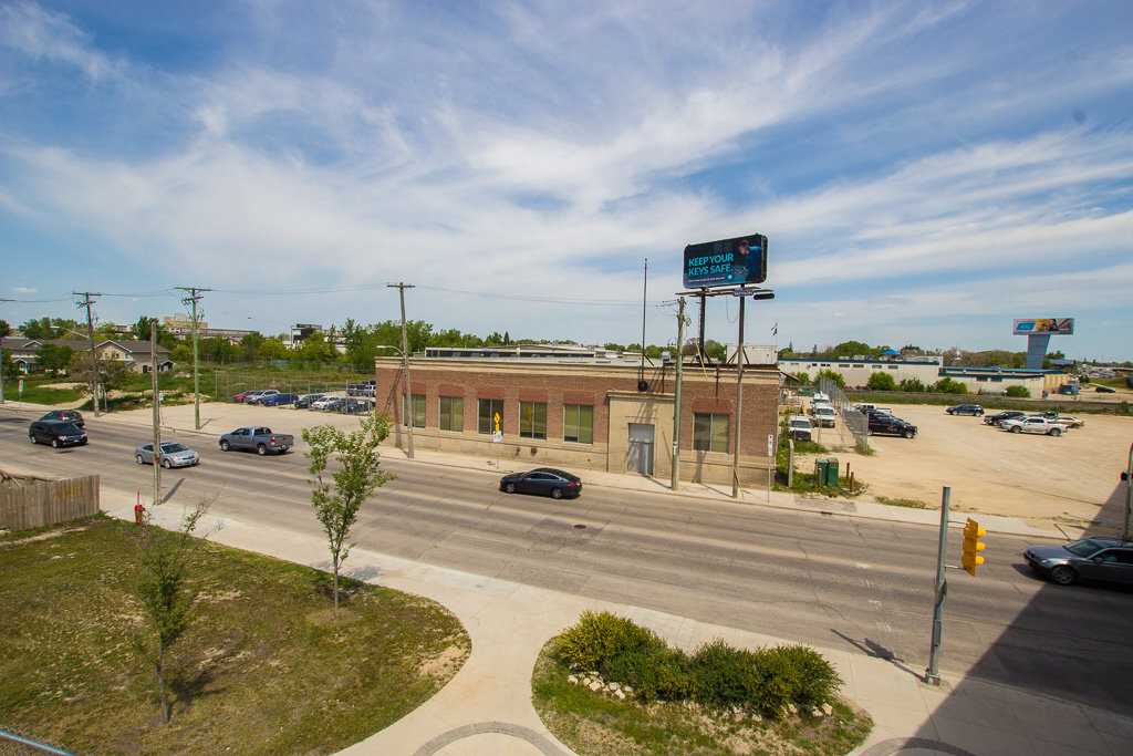 125 Higgins Ave, Winnipeg, MB for sale Primary Photo- Image 1 of 1
