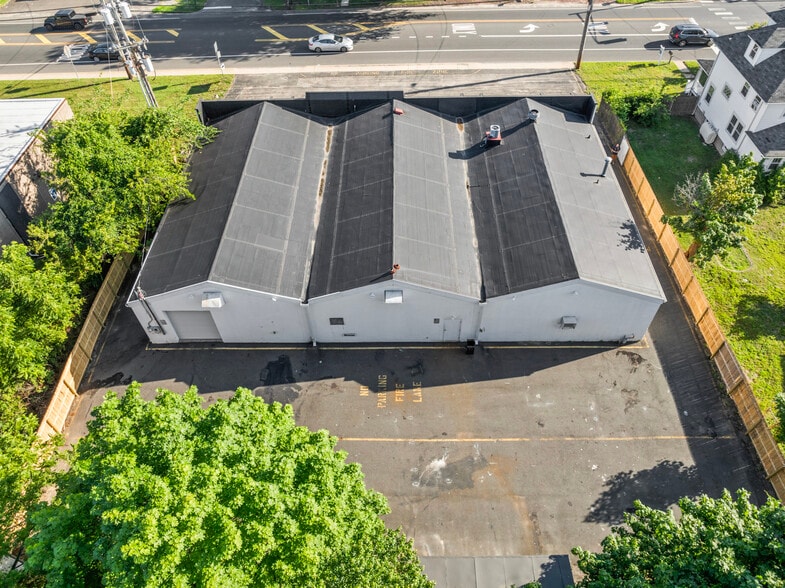 195 Drum Point Rd, Brick, NJ for sale - Building Photo - Image 3 of 10