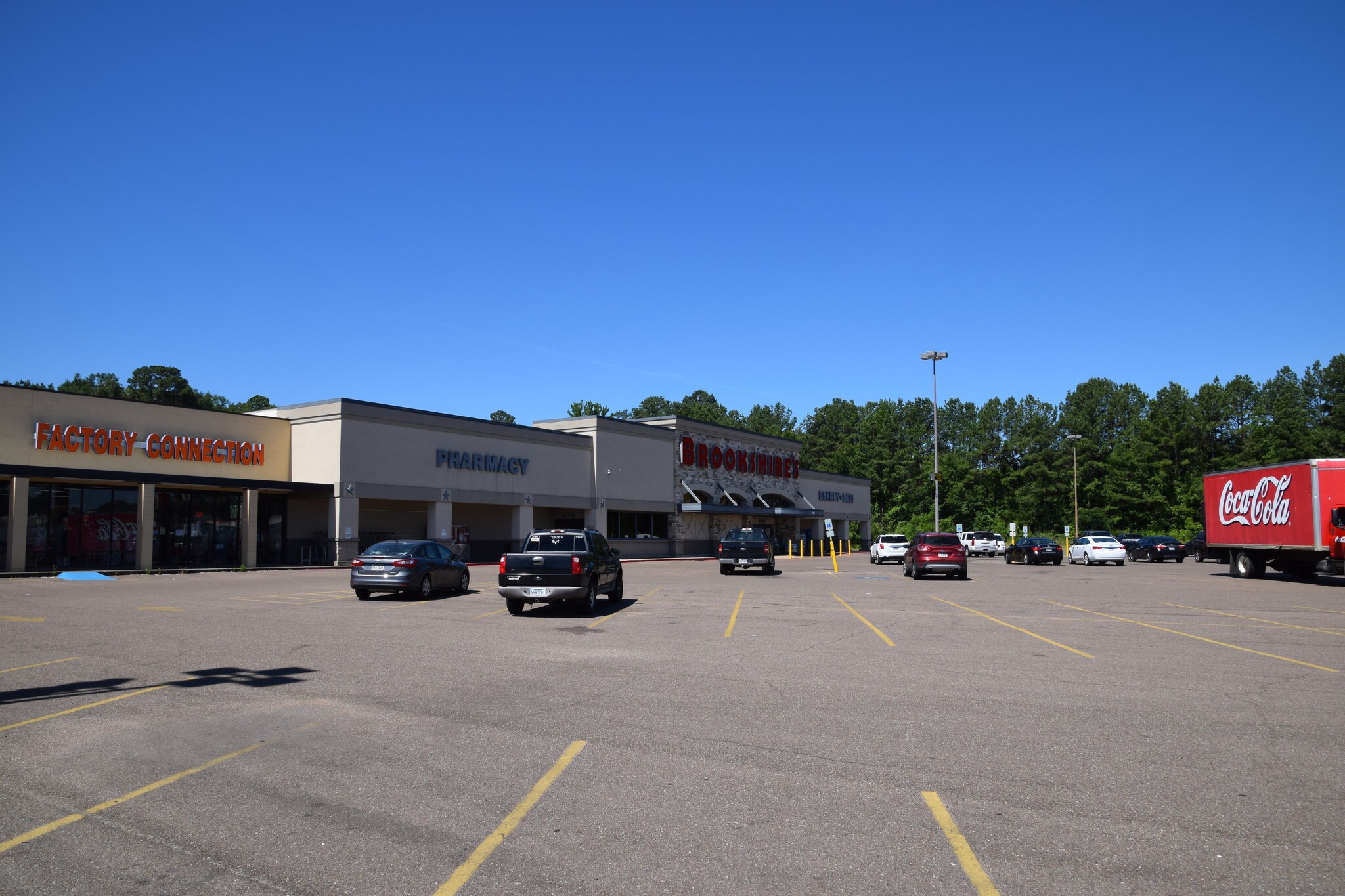 1629 E Main St, Magnolia, AR 71753 MagWal