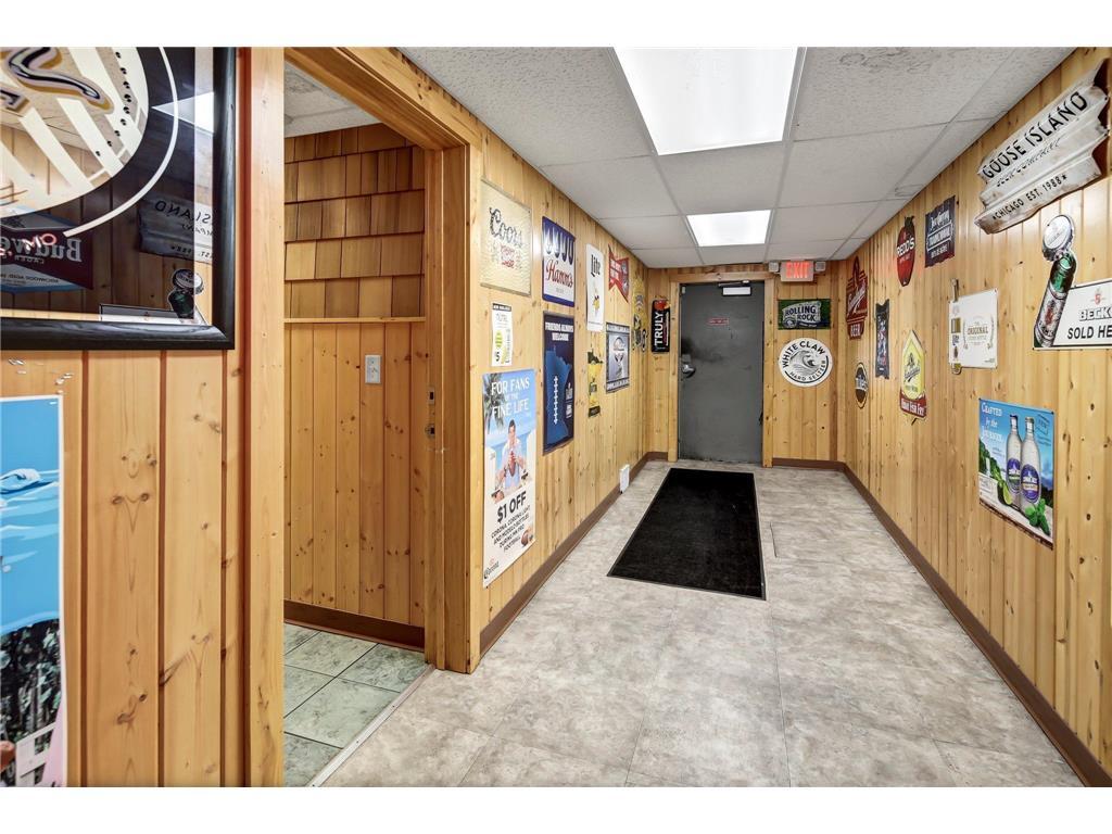 39 N Union St, Mora, MN 55051 Crystal Bar and Grill