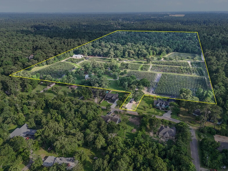 15629 Knotty Oaks Trl, Magnolia, TX for sale - Building Photo - Image 1 of 21