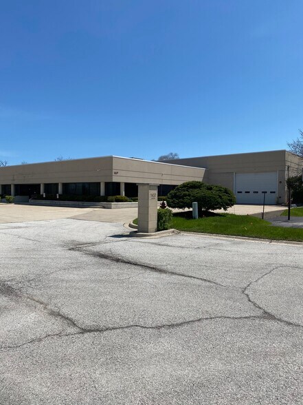 1437 Harmony Ct, Itasca, IL for sale - Building Photo - Image 1 of 1