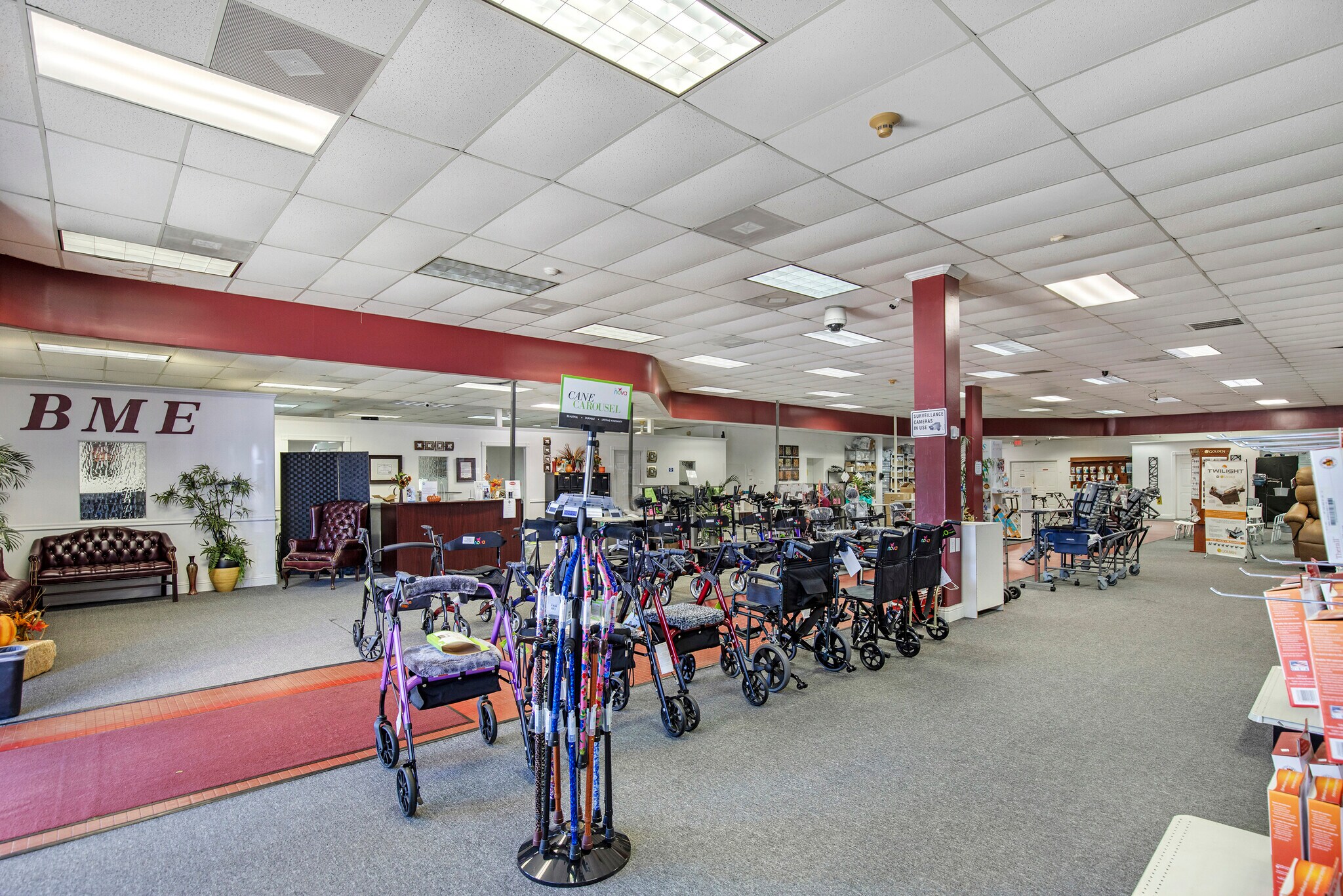 1715 N Alexander Dr, Baytown, TX 77520 Conn's