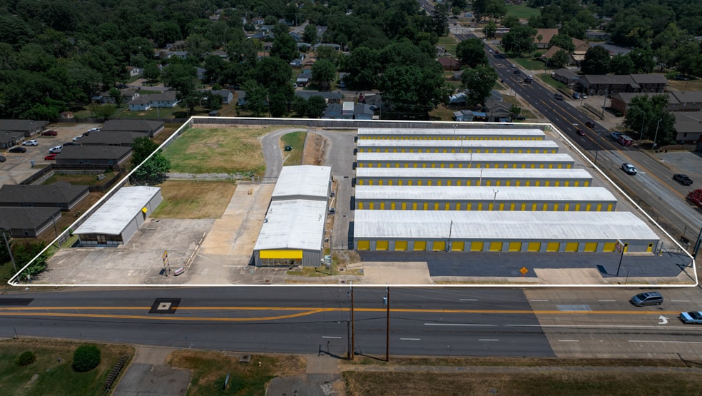 4613 Jenny Lind Rd, Fort Smith, AR for sale - Primary Photo - Image 1 of 5