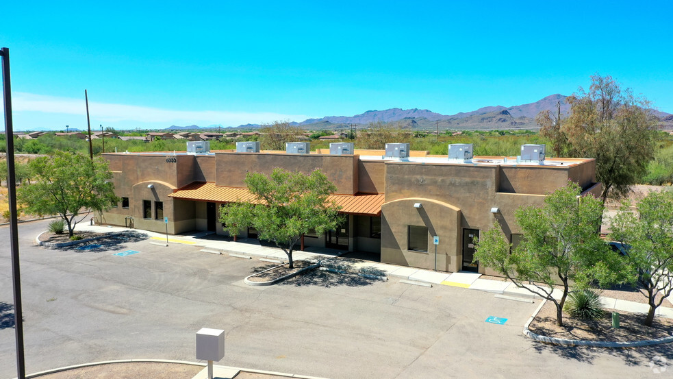 8555 N Silverbell Rd, Tucson, AZ for sale - Building Photo - Image 1 of 1