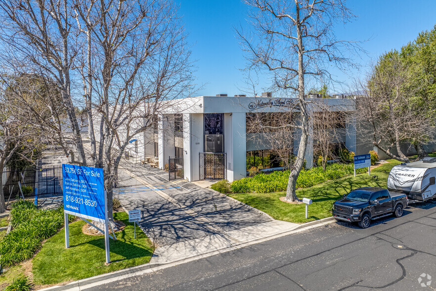 5155 Goldman Ave, Moorpark, CA for lease - Primary Photo - Image 1 of 27