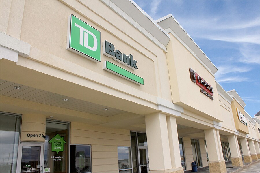 221225 Daniel Webster Hwy, Nashua, NH 03060 Daniel Webster Plaza