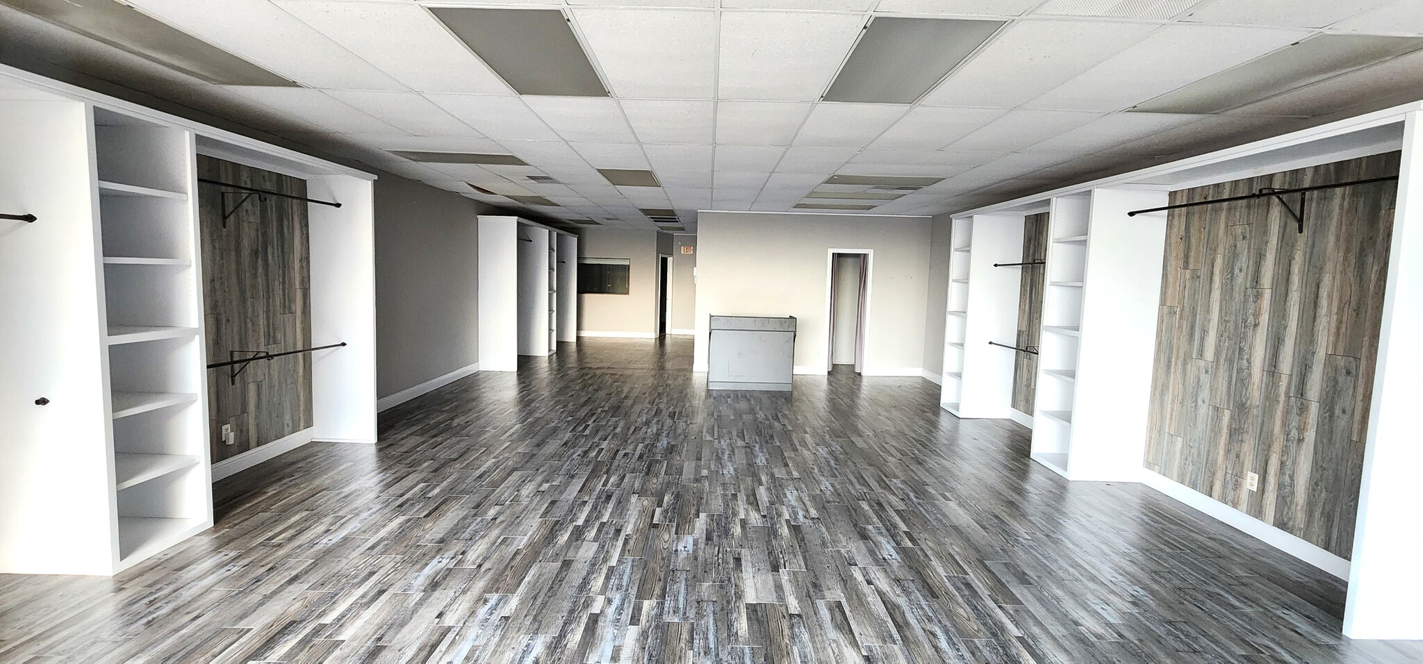 2220-2224 W Park Row Dr, Arlington, TX for lease Interior Photo- Image 1 of 1