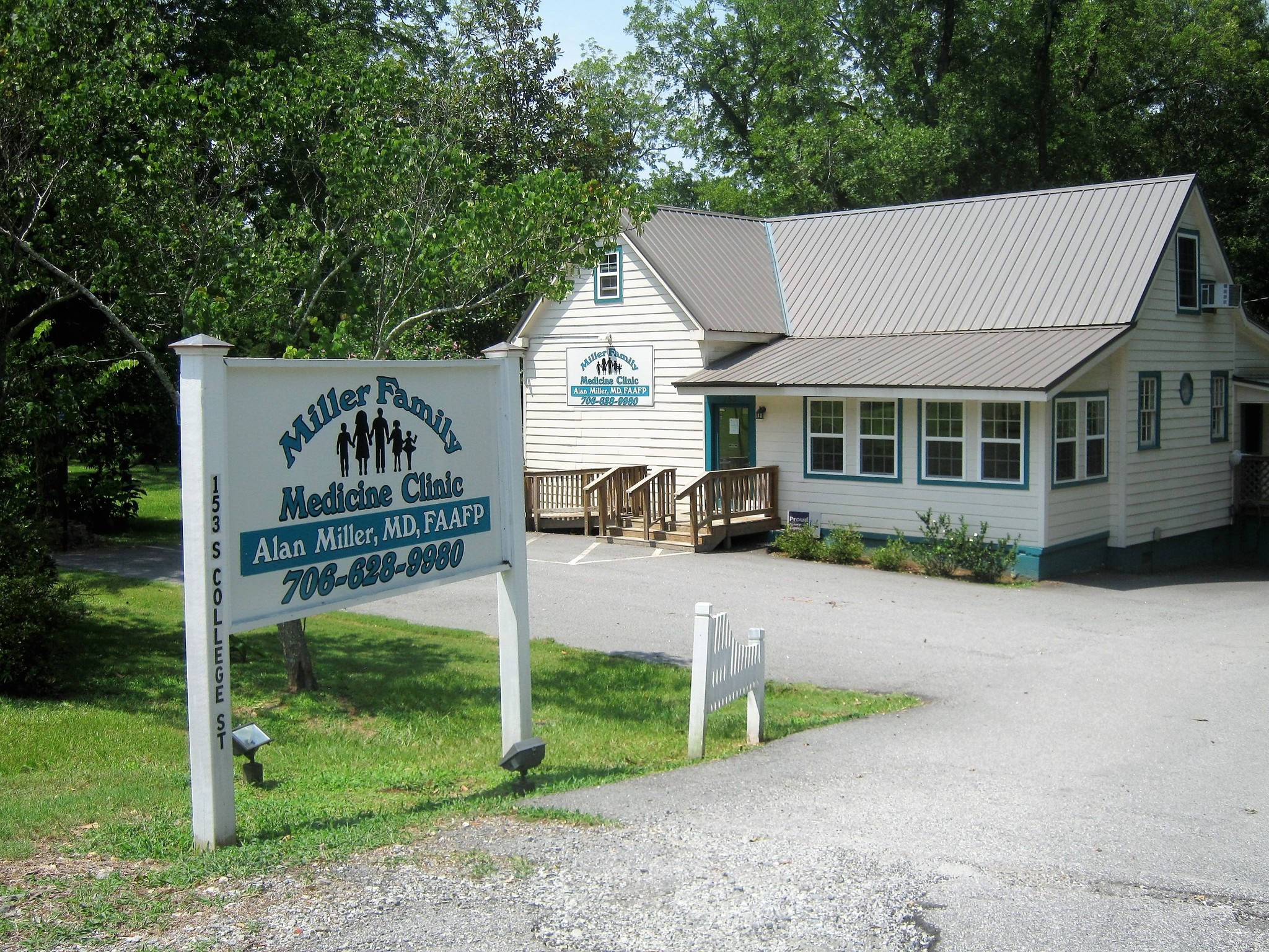 153 S College St, Hamilton, GA for sale Building Photo- Image 1 of 1