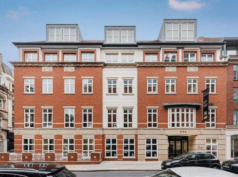 1 St James Sq, Manchester for lease - Building Photo - Image 2 of 30