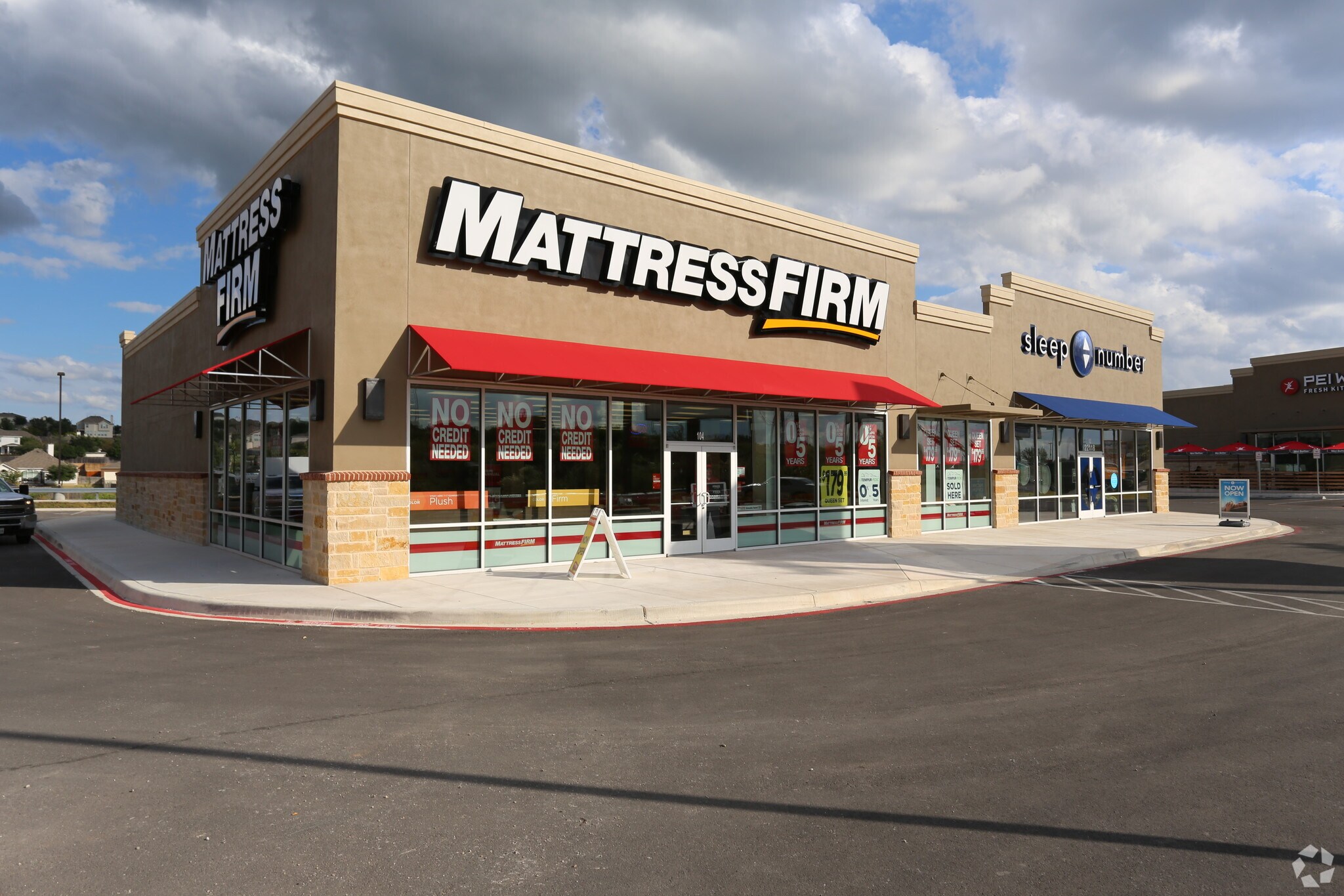 22118 U.S. Hwy 281 S, San Antonio, TX for sale Primary Photo- Image 1 of 1