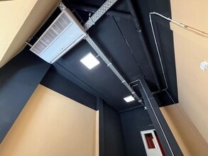Retail in Sabadell, Barcelona for lease Interior Photo- Image 2 of 29