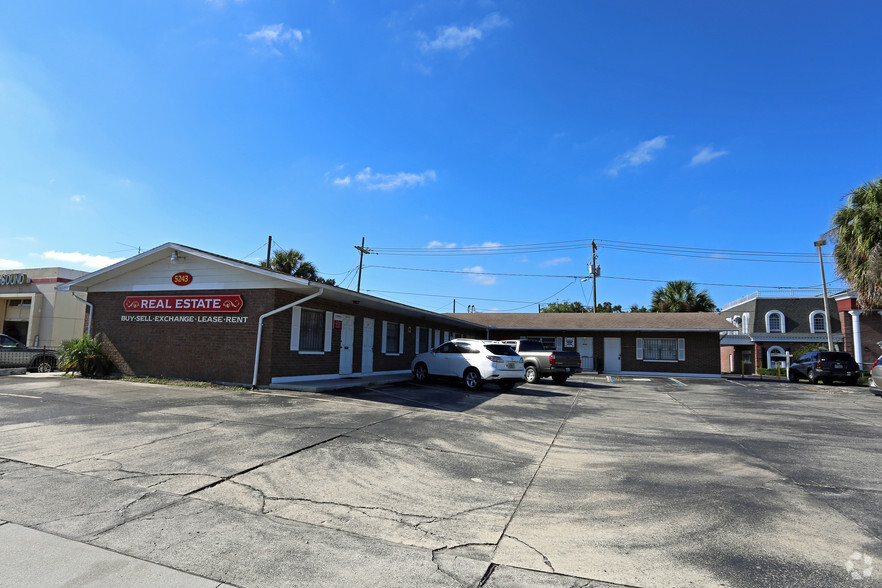 5243 Gall Blvd, Zephyrhills, FL for lease - Building Photo - Image 3 of 4