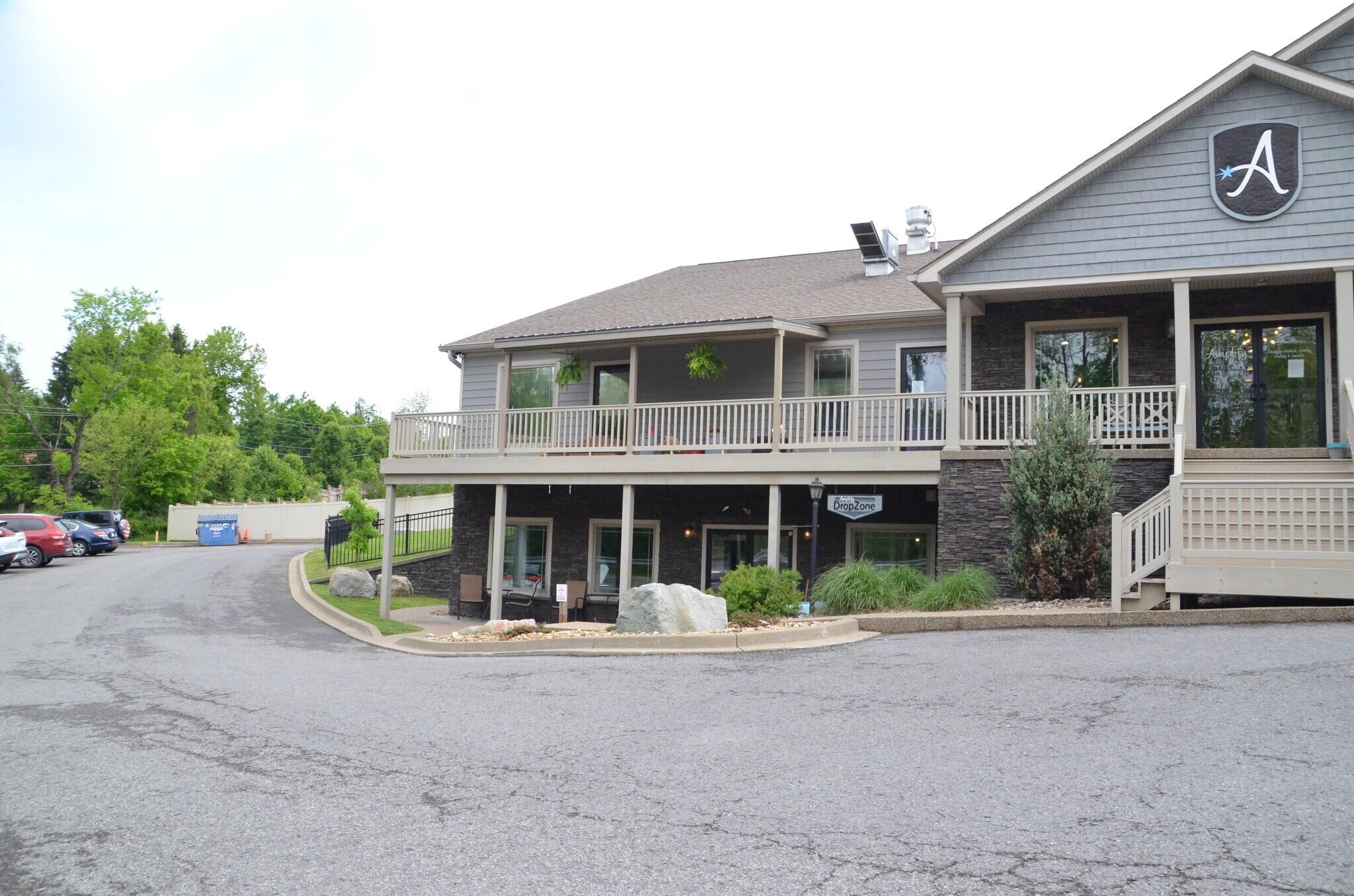 10000 Coombs Farm Rd, WV 26508 2,000 SF Retail/Restaurant