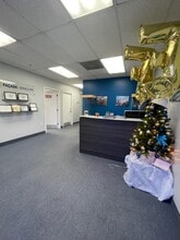 4350-4380 Oakes Rd, Davie, FL for lease Interior Photo- Image 1 of 17