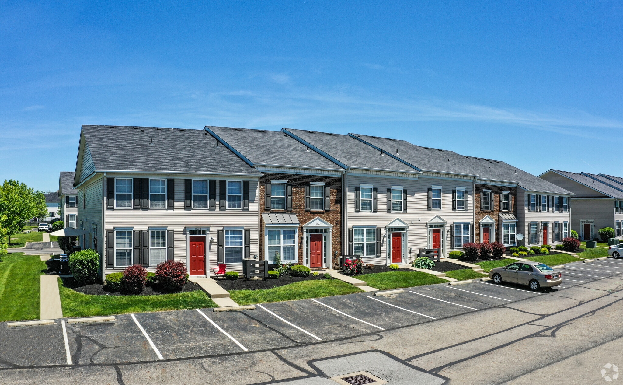 Columbus Two Portfolio portfolio of 2 properties for sale on LoopNet.com Primary Photo- Image 1 of 3