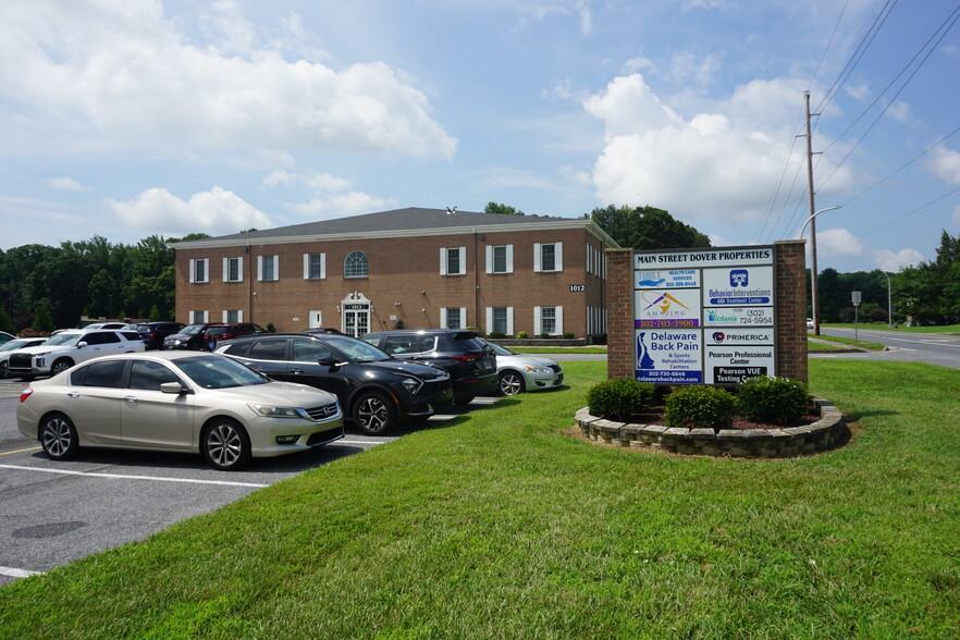 1012 W State College Rd, Dover, DE for lease - Building Photo - Image 1 of 6