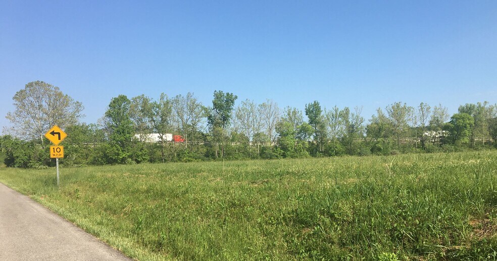 Speedway road, Mineral Wells, WV for sale - Building Photo - Image 1 of 4