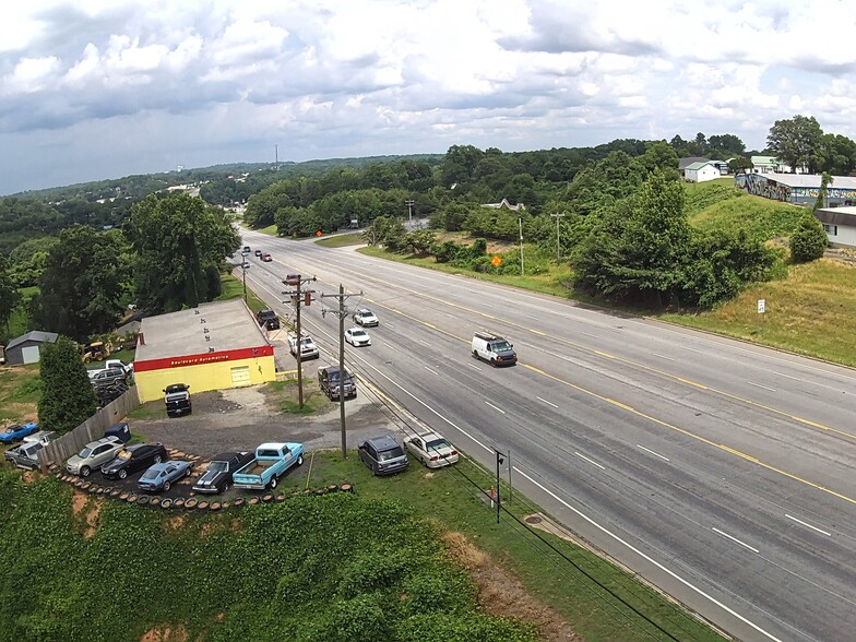 3429 Wade Hampton Blvd, Taylors, SC for sale - Primary Photo - Image 1 of 1