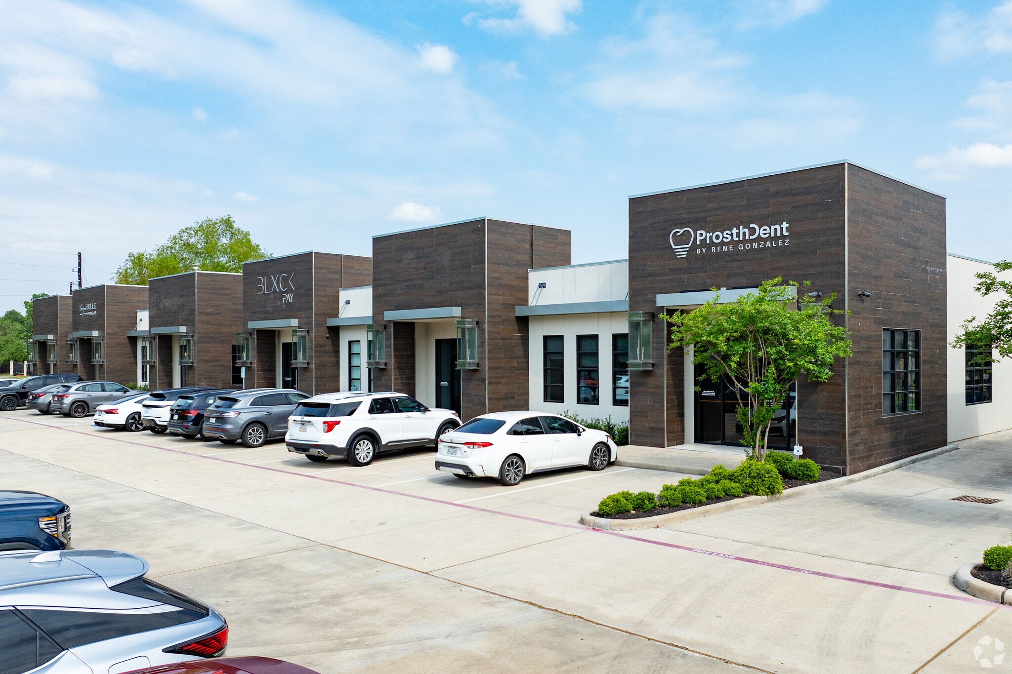 The Woodlands Design Center Portfolio portfolio of 3 properties for sale on LoopNet.com Building Photo- Image 1 of 25