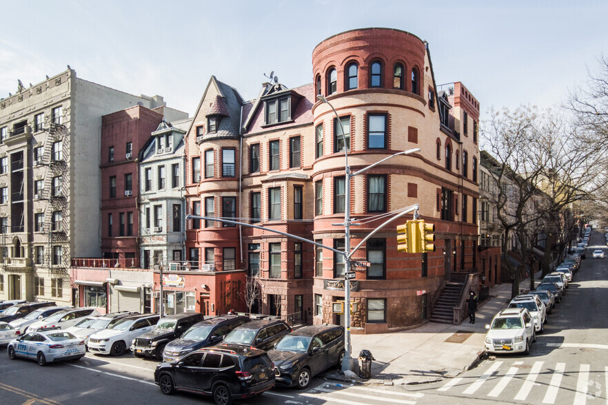 721 Saint Nicholas Ave, New York, NY for sale - Building Photo - Image 1 of 4