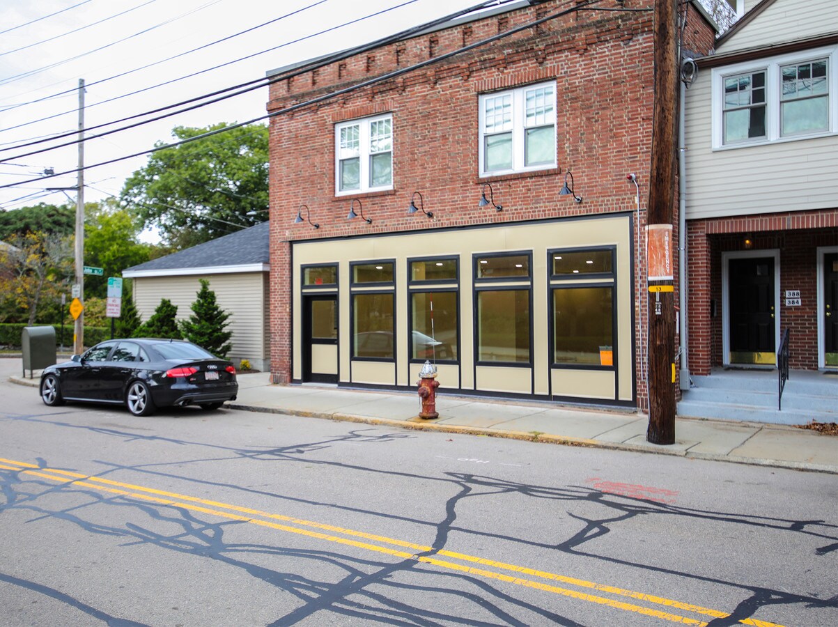 386 Langley Rd, Newton, MA 02459