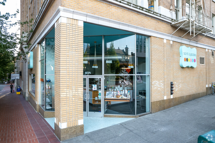 1127-1140 SW Morrison St, Portland, OR for lease - Building Photo - Image 3 of 10