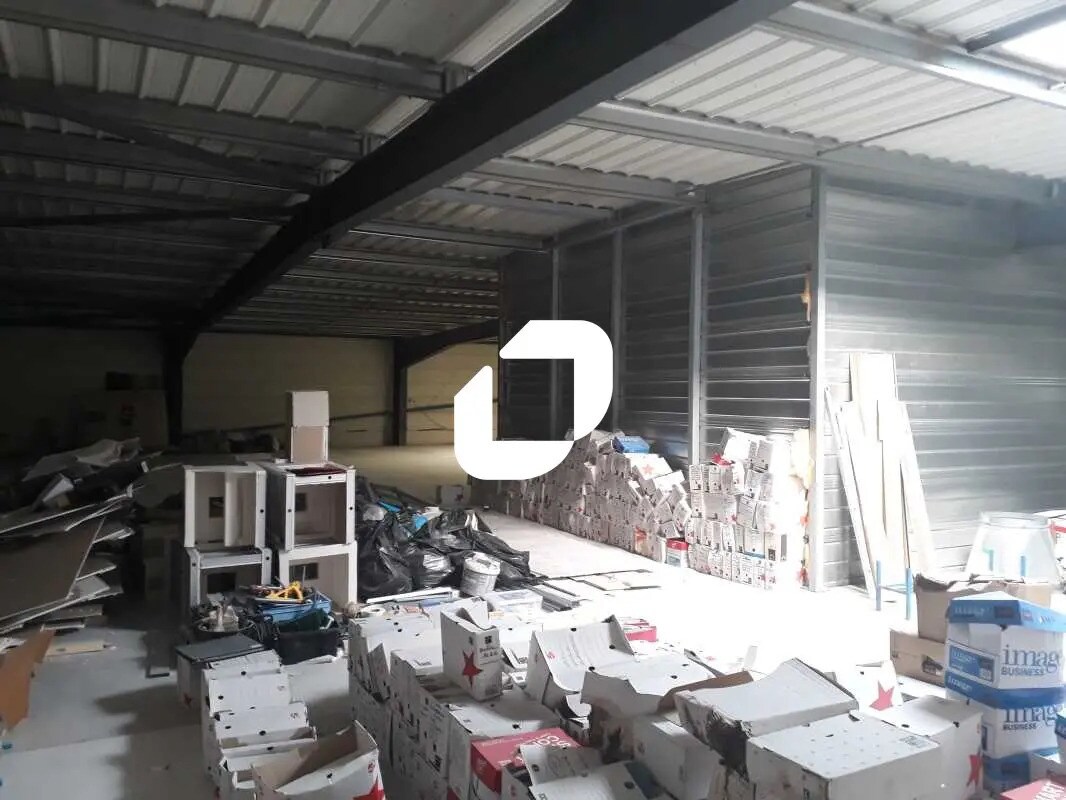 Office in Bordeaux for lease Interior Photo- Image 1 of 5