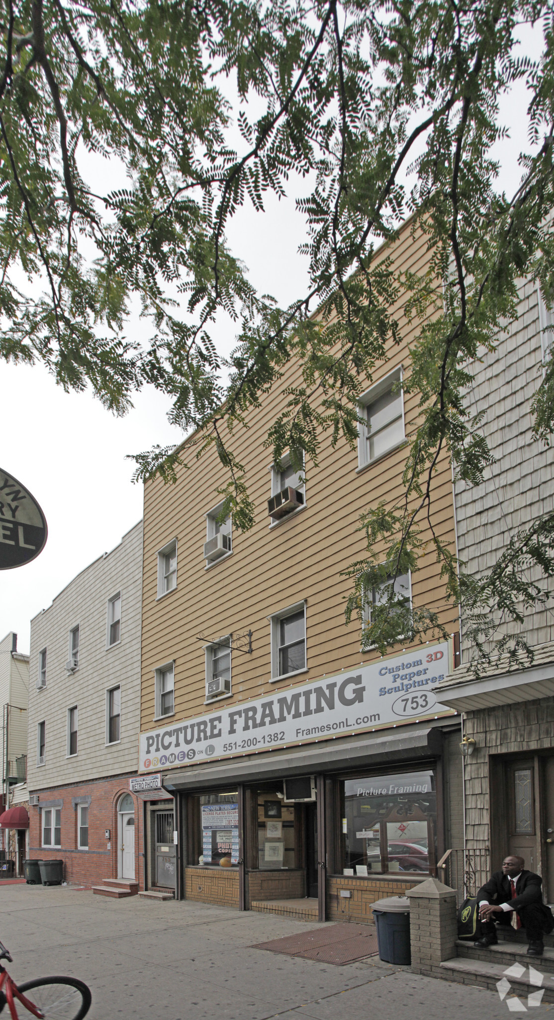 753 Metropolitan Ave, Brooklyn, NY for sale Primary Photo- Image 1 of 1