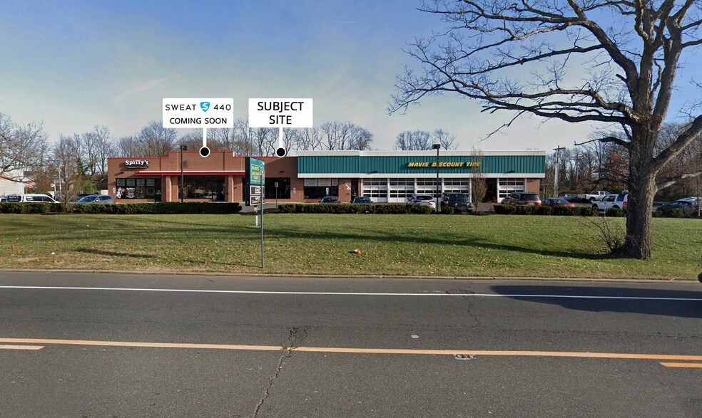1906 State Route 35, Wall, NJ for lease - Building Photo - Image 2 of 6