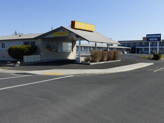 200 NE Front St NE, Boardman, OR for sale Primary Photo- Image 1 of 1