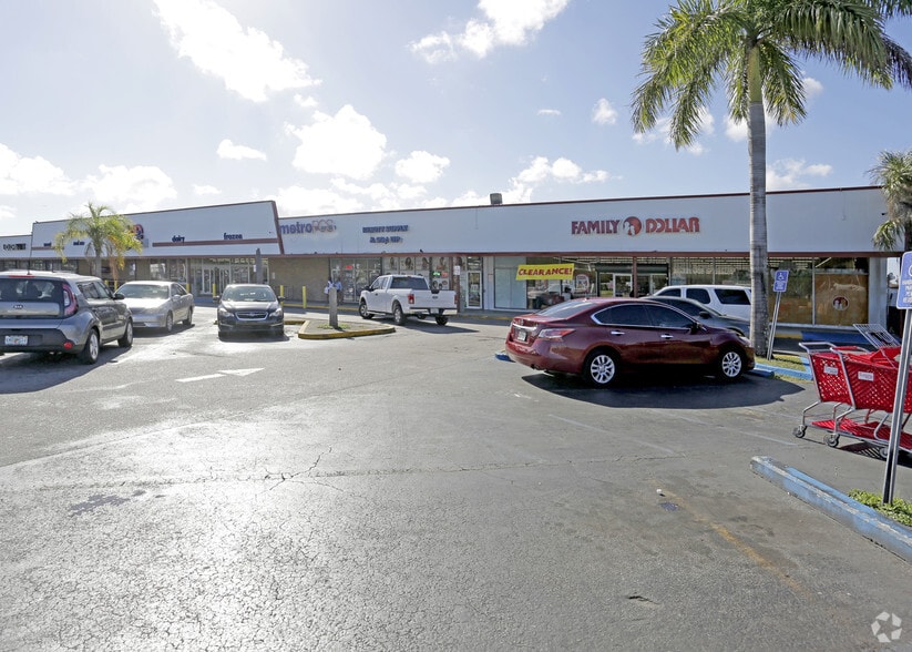 8872-8900 NW 7th Ave, Miami, FL for lease - Building Photo - Image 3 of 13