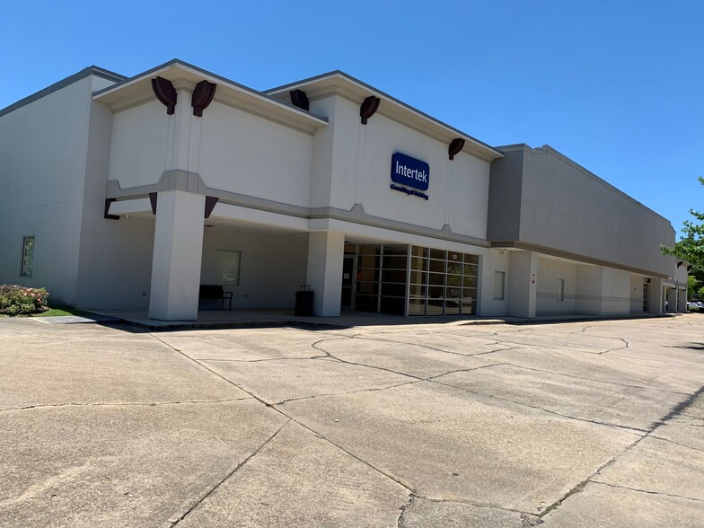 100-145 James Comeaux Rd, Lafayette, LA for lease - Building Photo - Image 3 of 6