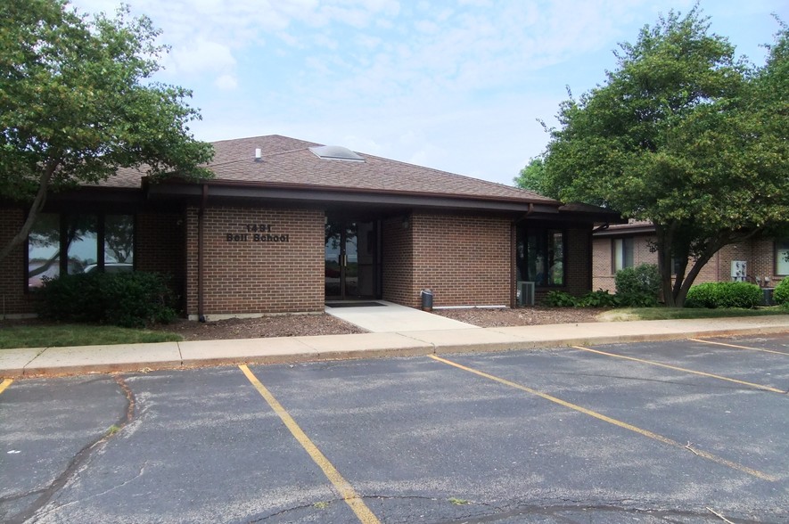 1463 S Bell School Rd, Rockford, IL for sale - Building Photo - Image 1 of 1