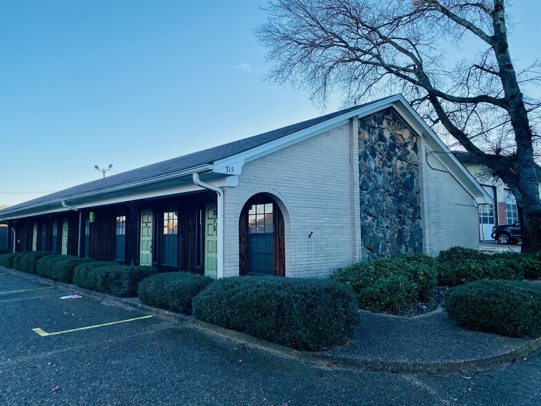 315 Magazine St, Tupelo, MS for lease - Building Photo - Image 2 of 6