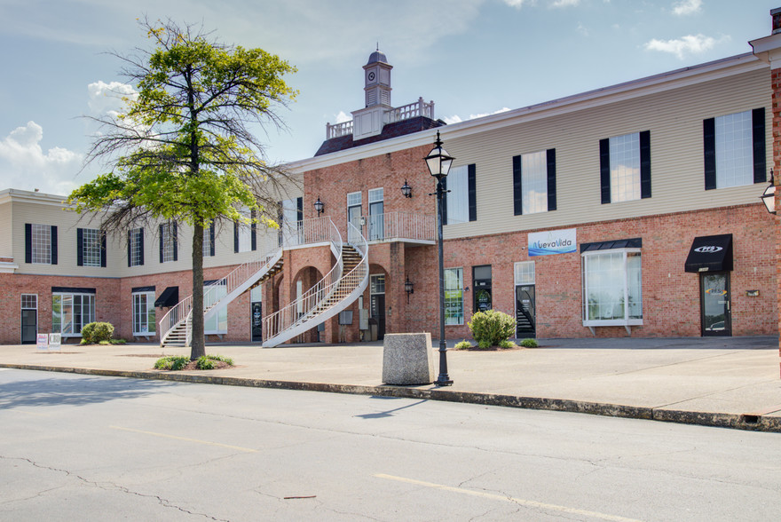 1370 Hazelwood Dr, Smyrna, TN for lease - Building Photo - Image 1 of 9