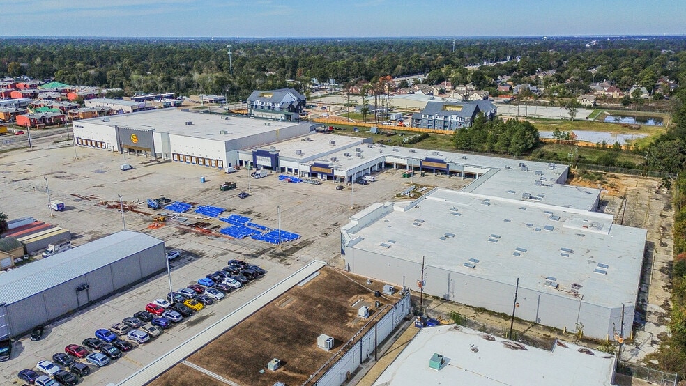 2208-2224 Cypress Creek Pky, Houston, TX for lease - Building Photo - Image 3 of 7