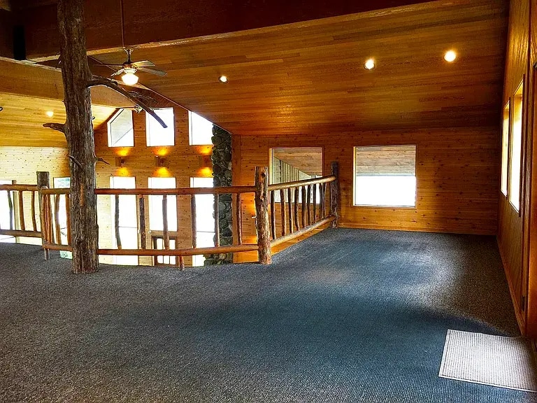 1015 Seeman St, Darrington, WA for lease - Building Photo - Image 3 of 5