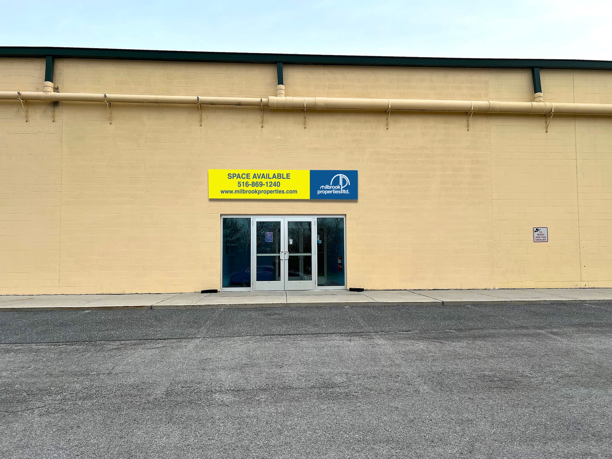 1320 Lincoln Way E, Chambersburg, PA for lease Interior Photo- Image 1 of 4