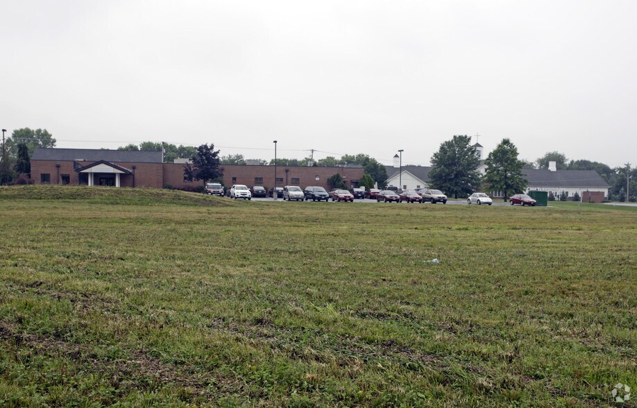 Luse Dr, Pickerington, OH for sale - Primary Photo - Image 1 of 1