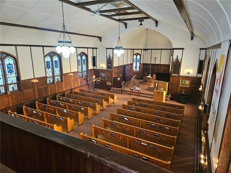 113 Main St W, Milltown, WI for sale - Interior Photo - Image 2 of 35