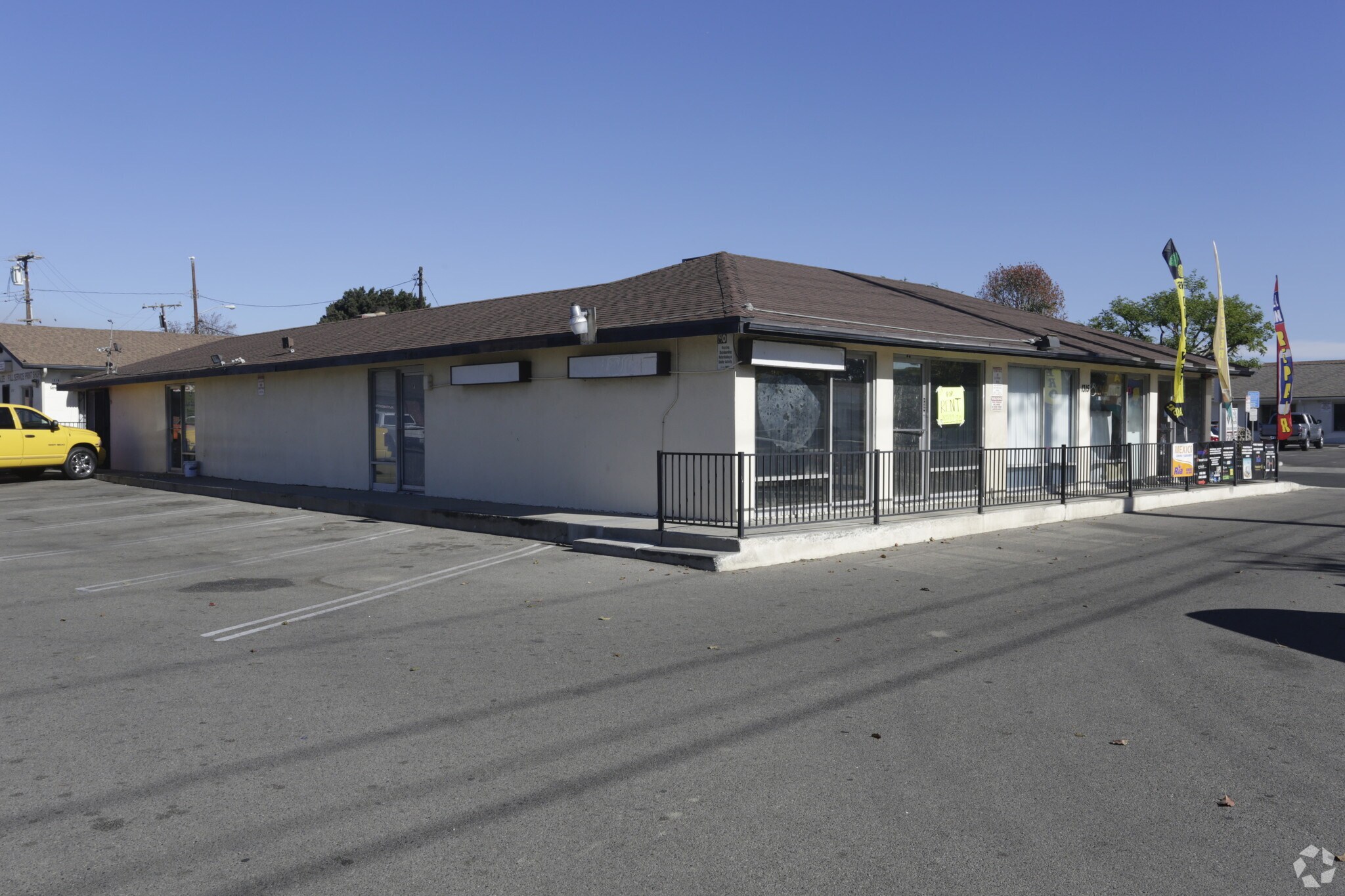 1319 W Gonzales Rd, Oxnard, CA for sale Primary Photo- Image 1 of 1