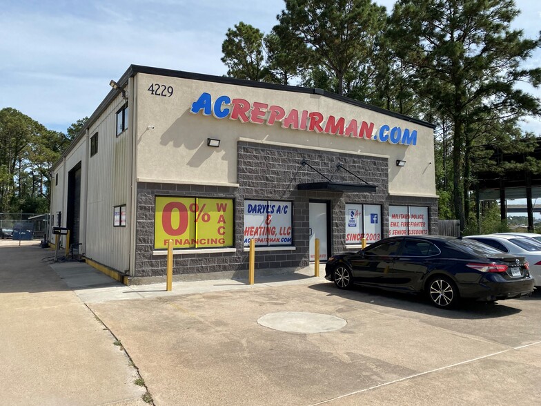 4229 Interstate 45, Dickinson, TX for lease - Primary Photo - Image 1 of 3