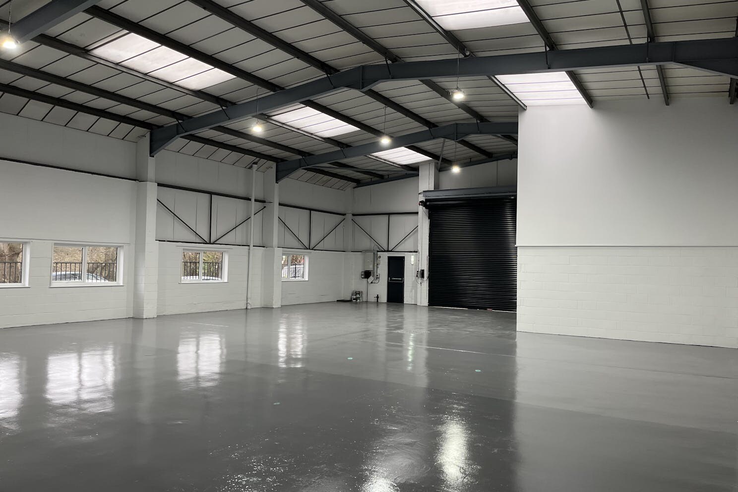 Beddington Ln, Croydon for lease Interior Photo- Image 1 of 2