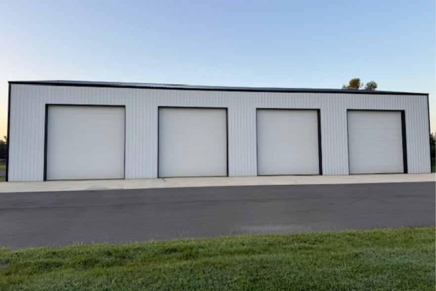 Myakka & clark, Sarasota, FL for lease - Building Photo - Image 2 of 6