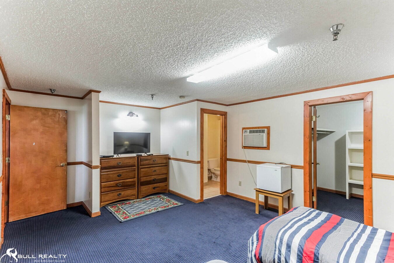 452 Ossie Davis Pky, Waycross, GA 31501 Personal Care Home Community 24 Beds