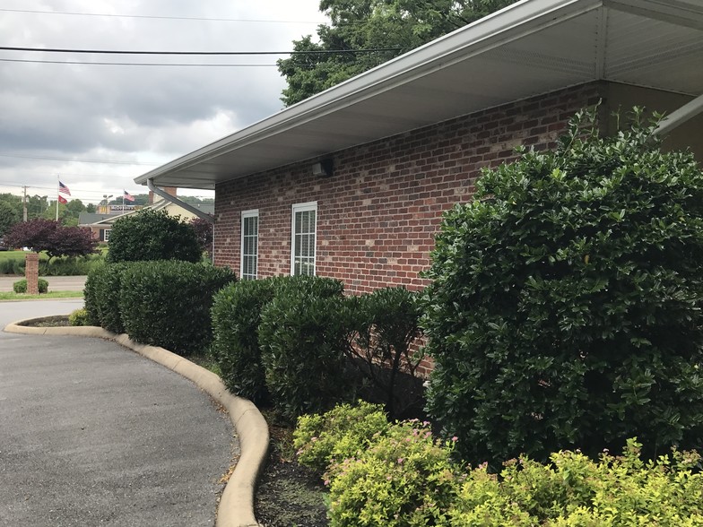 502 E Jackson Blvd, Jonesborough, TN for sale - Primary Photo - Image 1 of 1