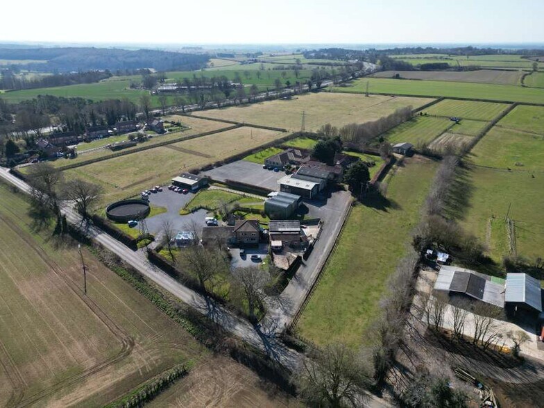 10 Holmes Crescent, York for sale - Building Photo - Image 1 of 1