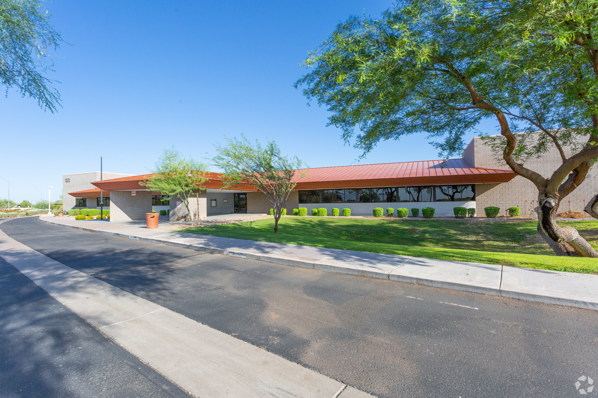 13575 W Indian School Rd, Litchfield Park, AZ for sale Primary Photo- Image 1 of 1