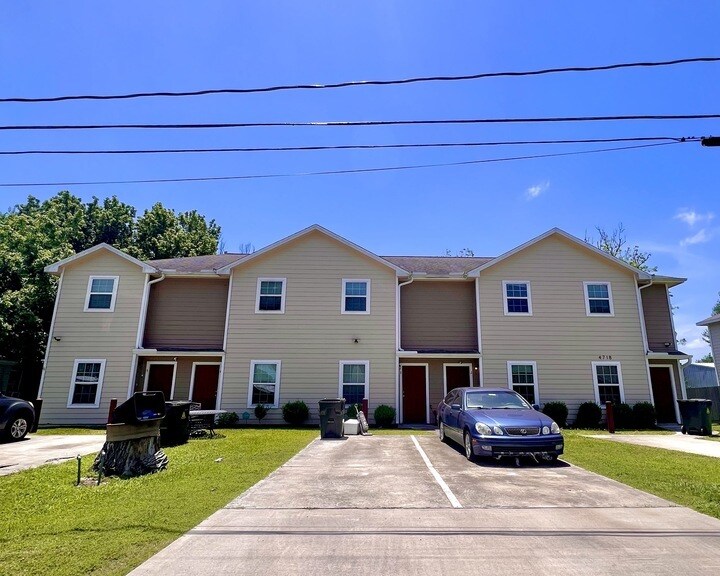 4706 11th St, Bacliff, TX for sale - Primary Photo - Image 1 of 1